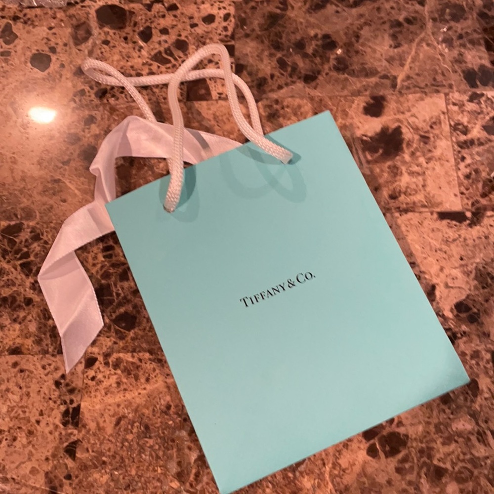 EUC TIFFANY BAG & RIBBON